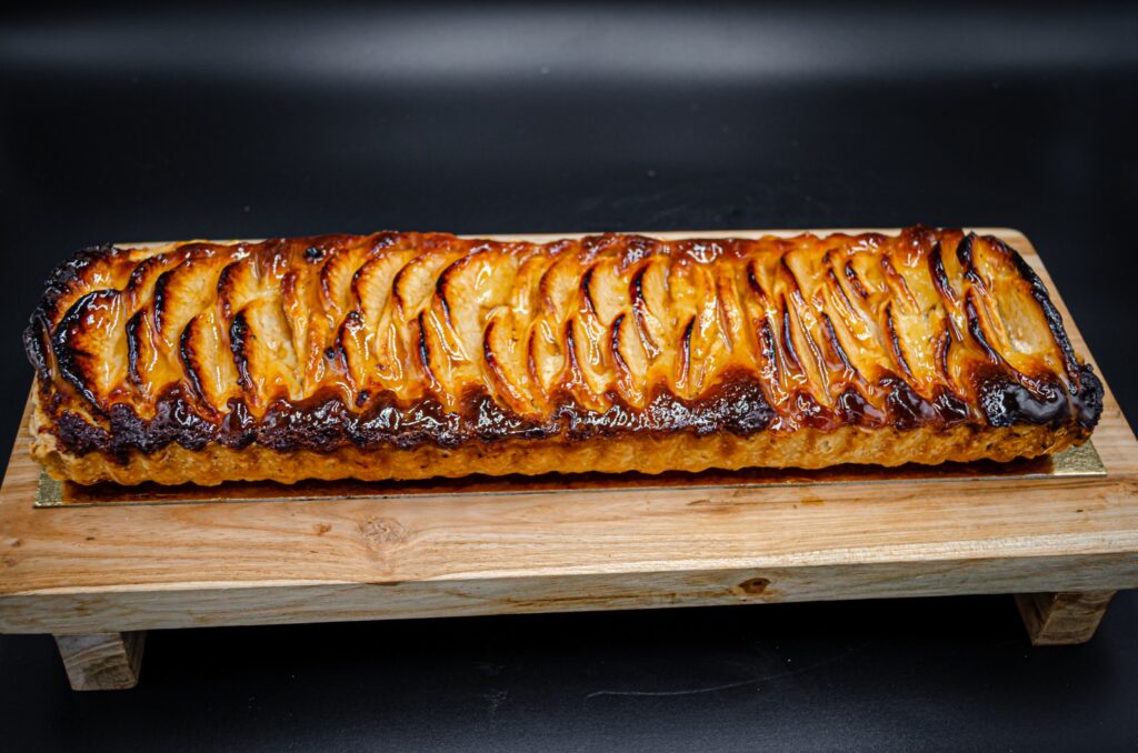 Tarte longue aux pommes 7/8 Pers.