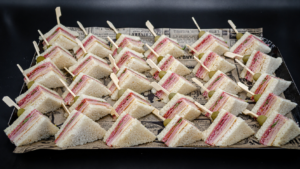 Sandwich club charcuterie